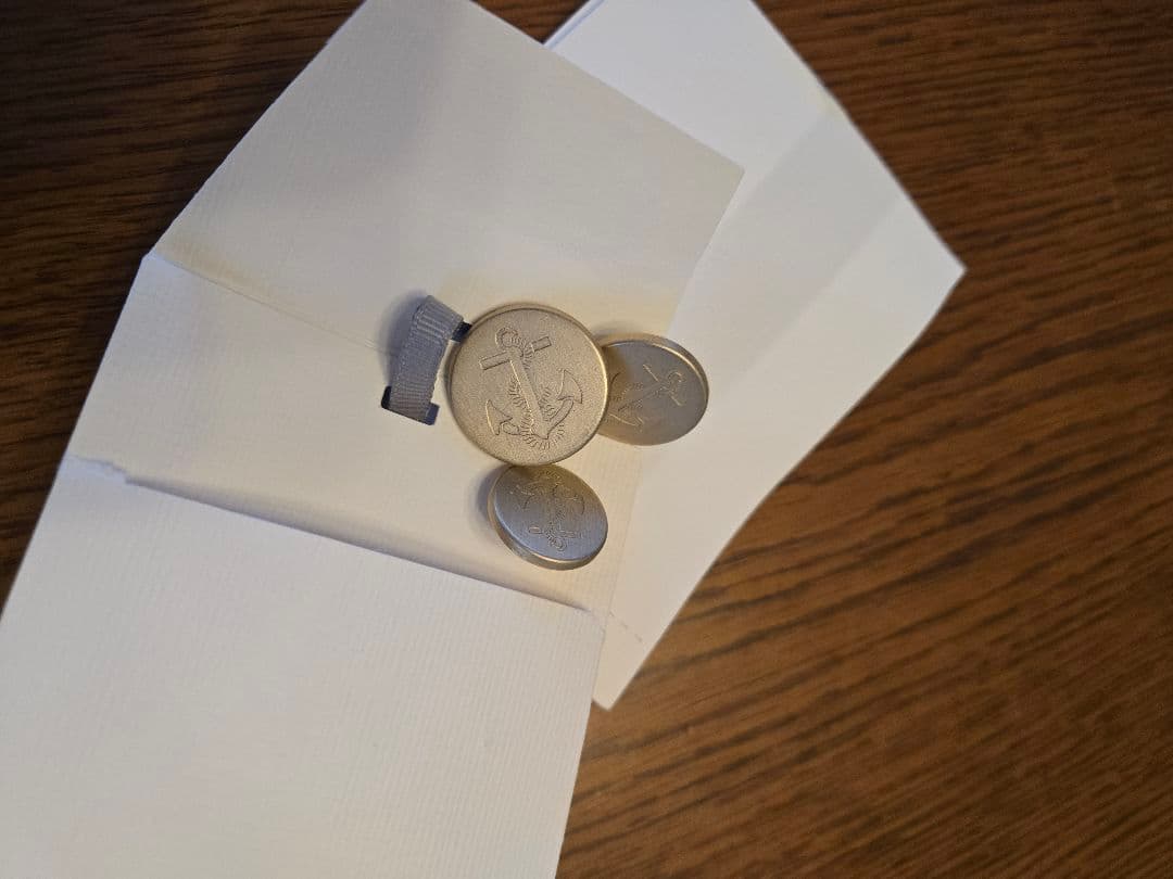 美品　お値下げしました！白タグ　手縫いラベル付きMaxMara ショートコート