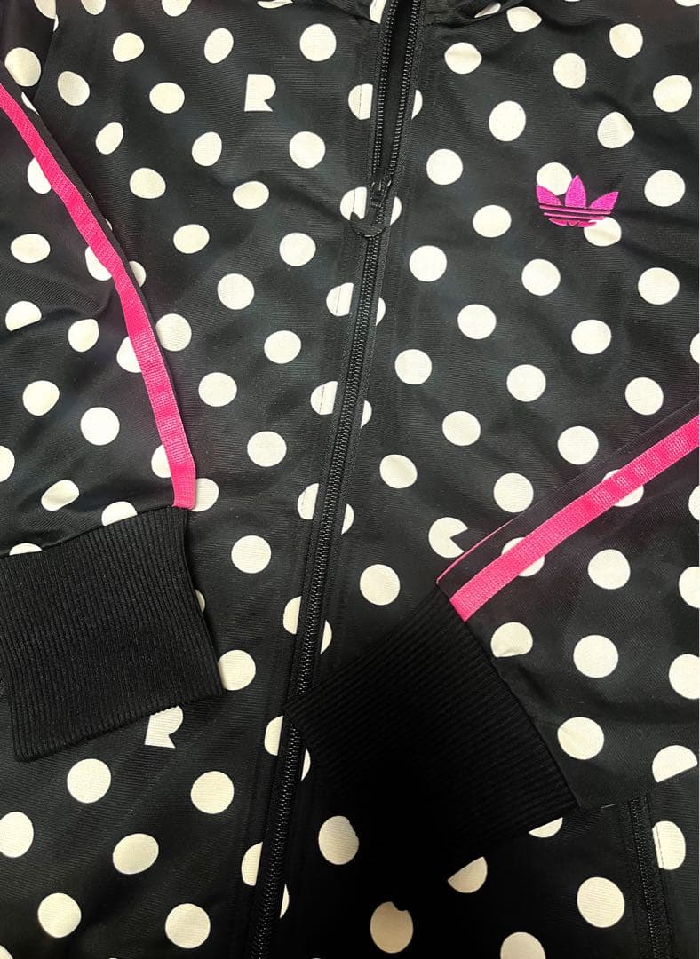 adidas 水玉バイカラージャージ 個性的 ゆったり y2kフェアリーグランジ