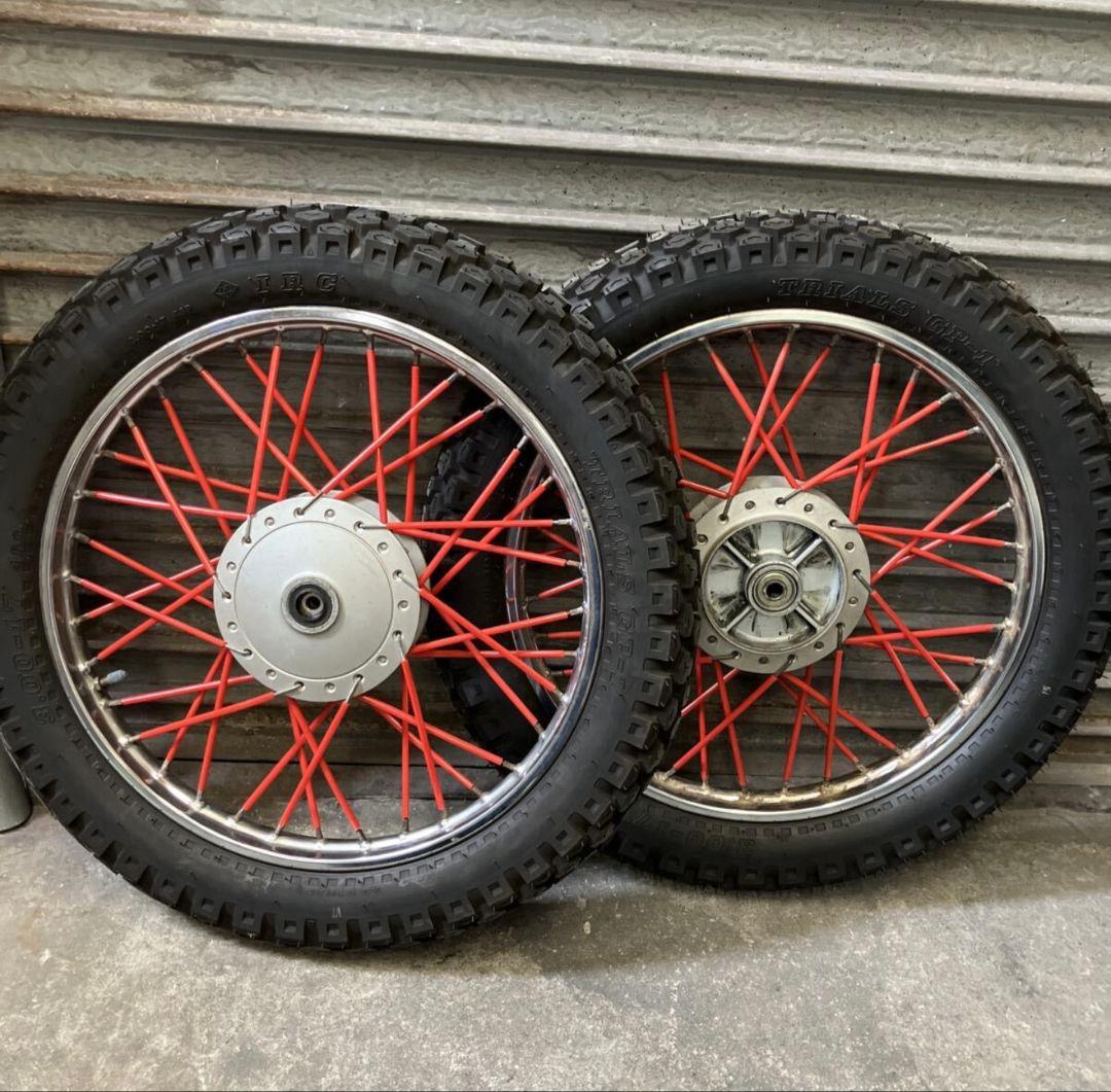 ★ホンダ　スーパーカブ　3.00-17 ブロックタイヤ付き★検索用　太足