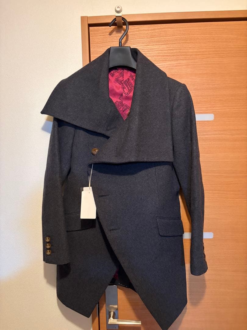 定価11万　Vivienne Westwood メンズ　コート　グレー