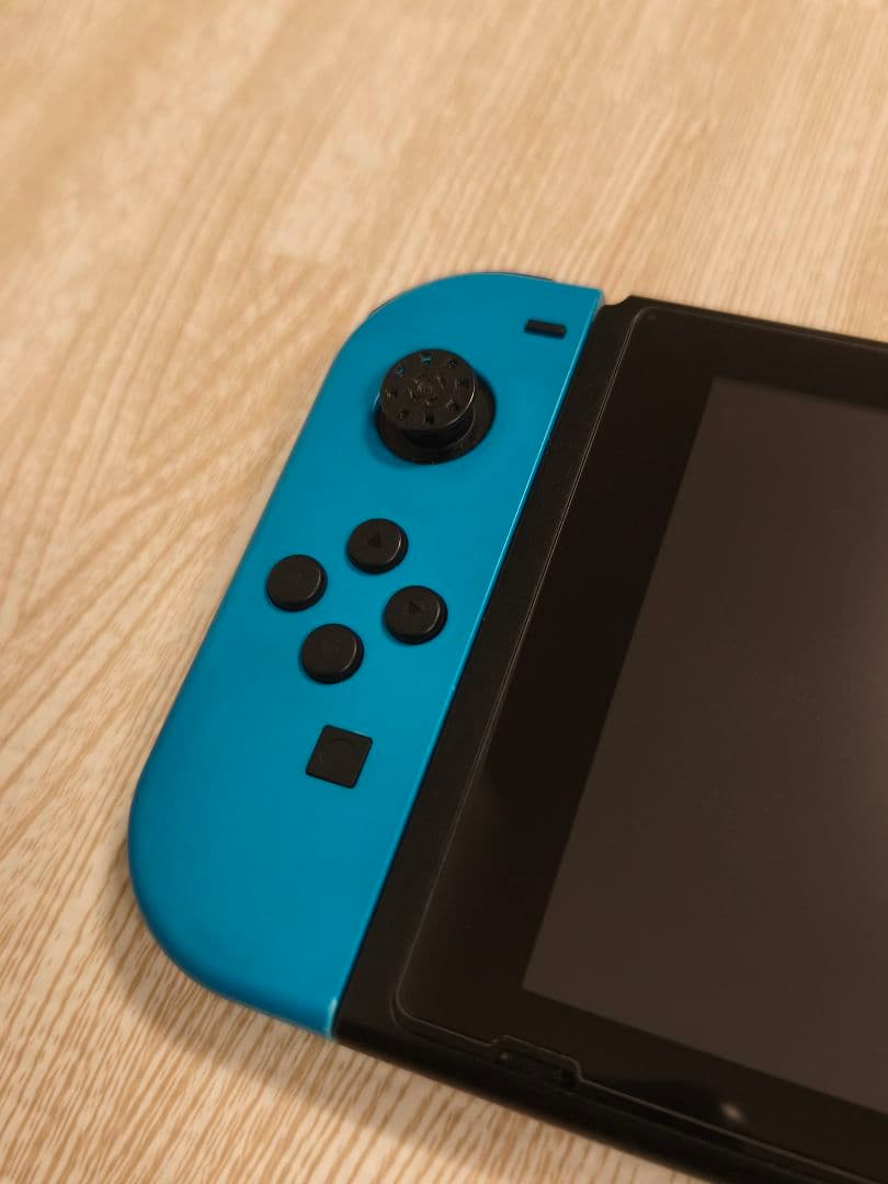 【おまけ多数】Nintendo Switchネオンブルー・ネオンレッドKABAA