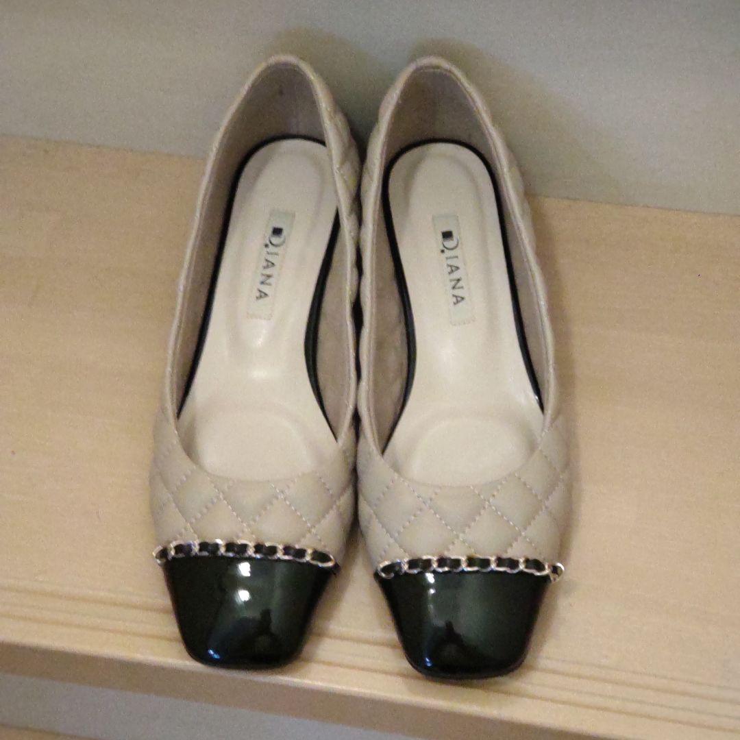 美品 ダイアナ キルティング ローヒールパンプス レザー エナメル 完売