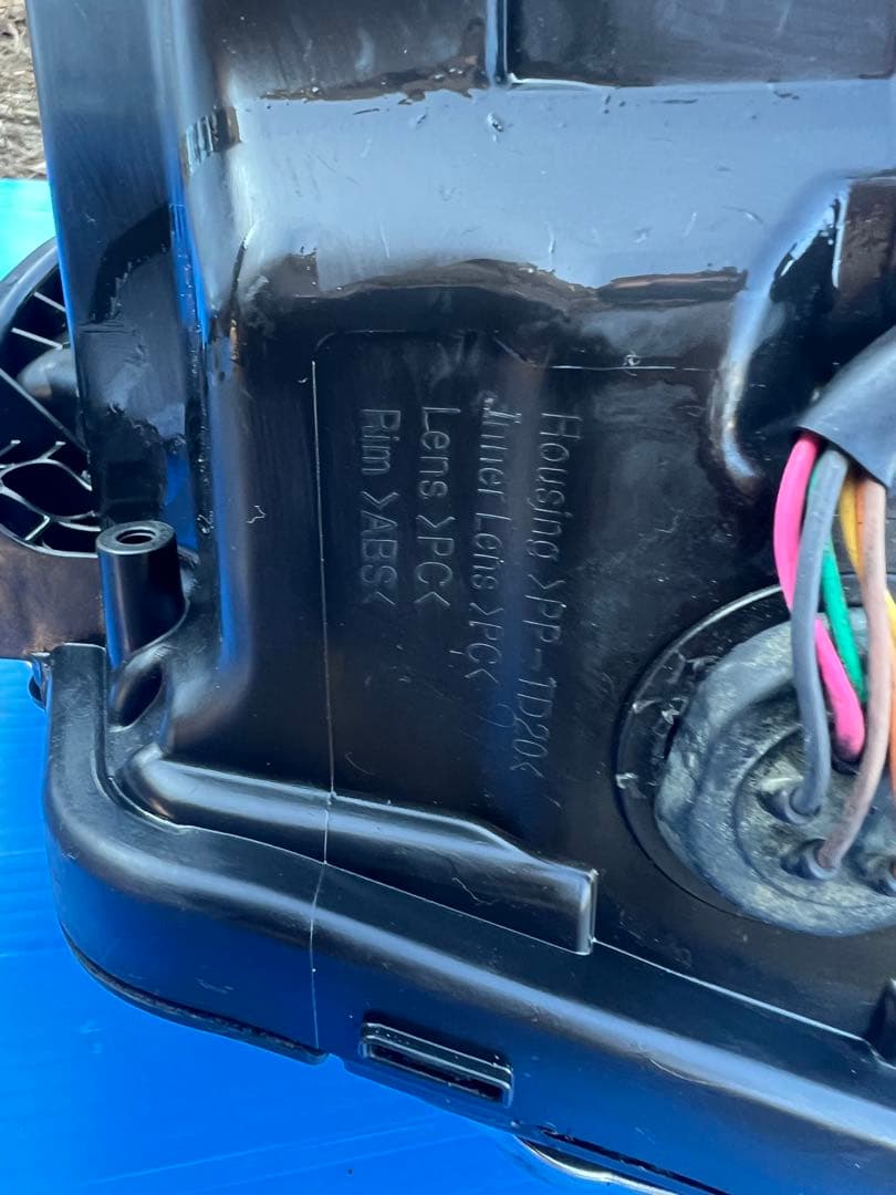 ヘッドライト クリアレンズ 日本製