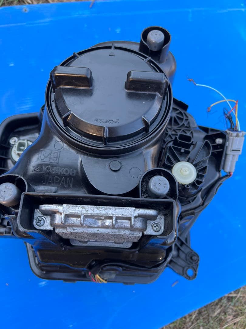 ヘッドライト クリアレンズ 日本製