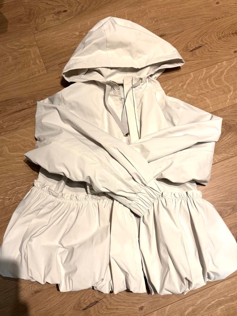 セルフォード　撥水バルーンペプラムブルゾン