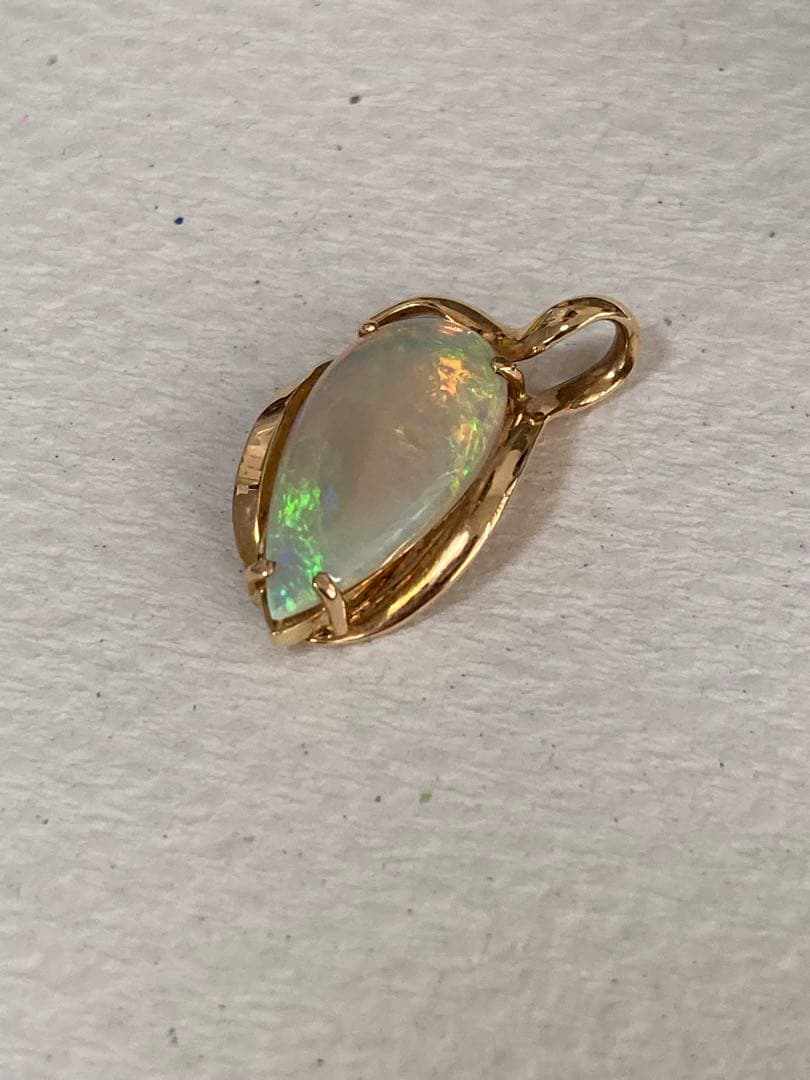 M*i様 k14 オパール　ネックレストップ