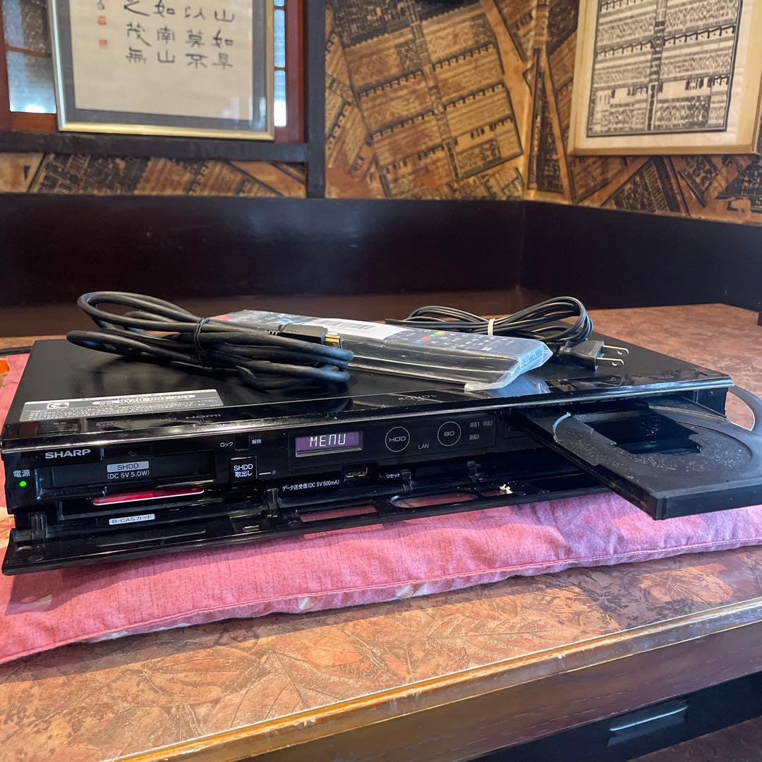 シャープ AQUOS BD-T1100 3番組T録 1000GB 新品リモ等付！