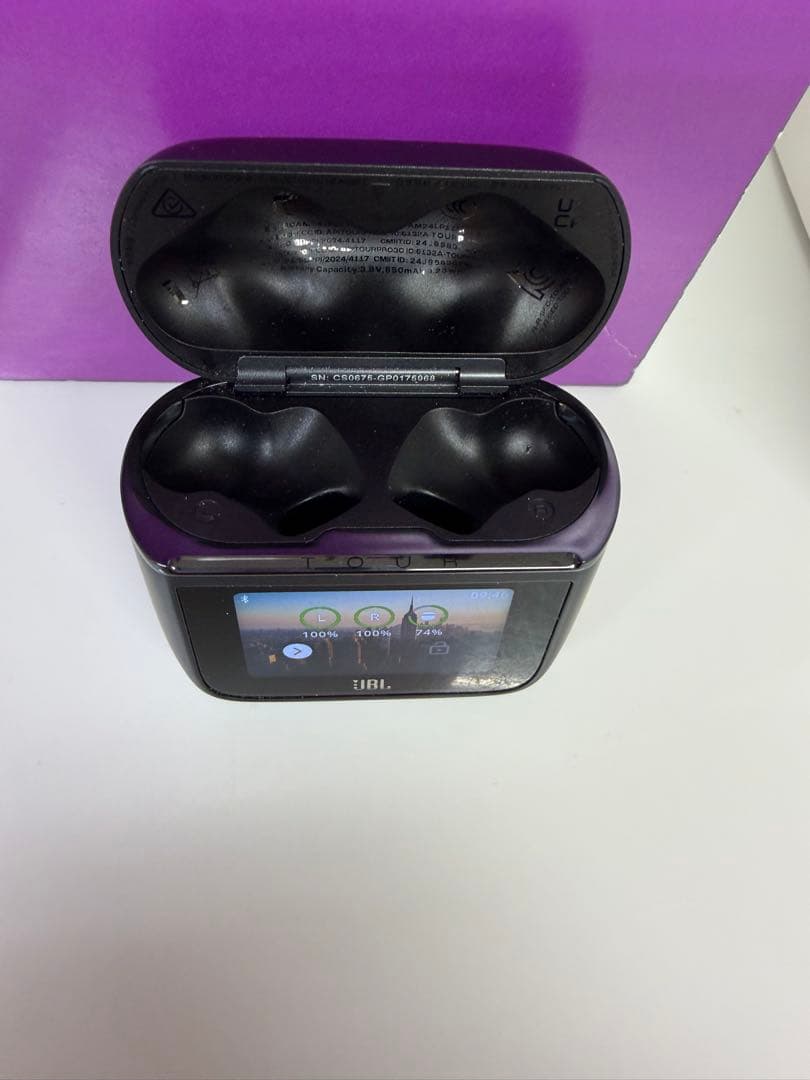 ほぼ新品　JBL TOUR PRO 3 ワイヤレスイヤホン