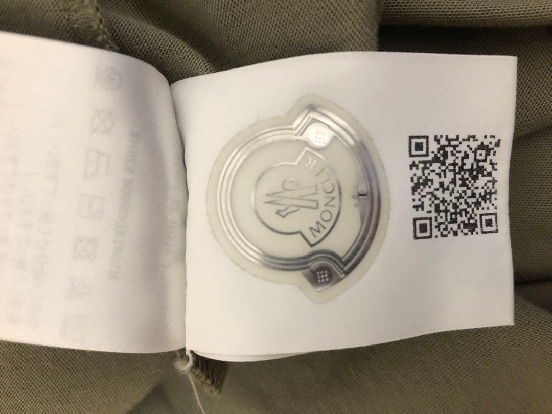 モンクレール　ロングtシャツ