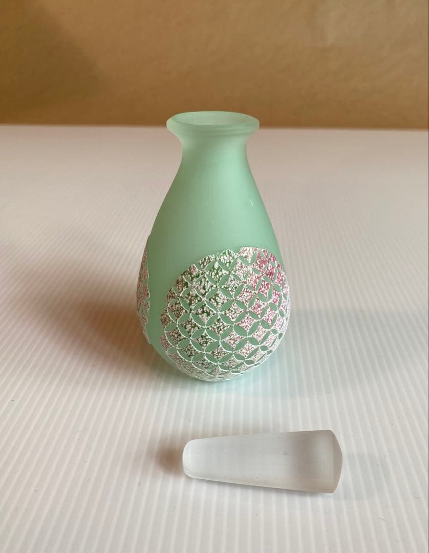 吹きガラス 蓋物 ( 振出 )