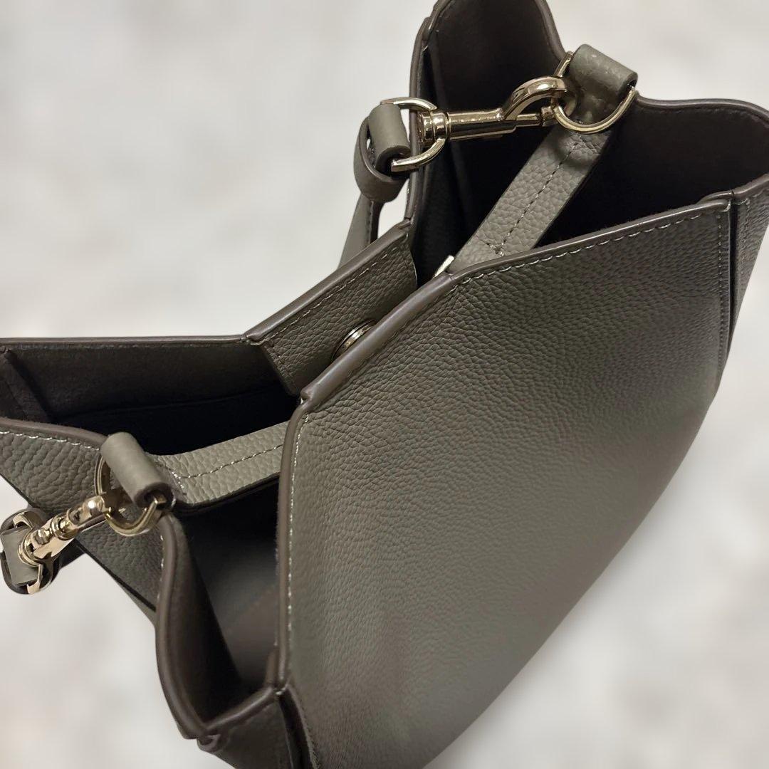 TORY BURCH トリーバーチ　トートバッグ　ハンドバッグ