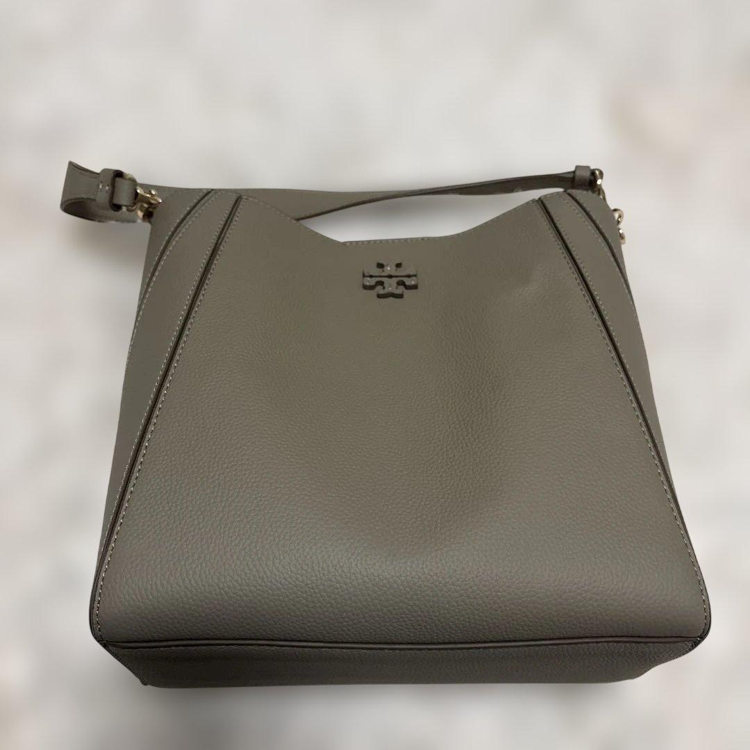 TORY BURCH トリーバーチ　トートバッグ　ハンドバッグ