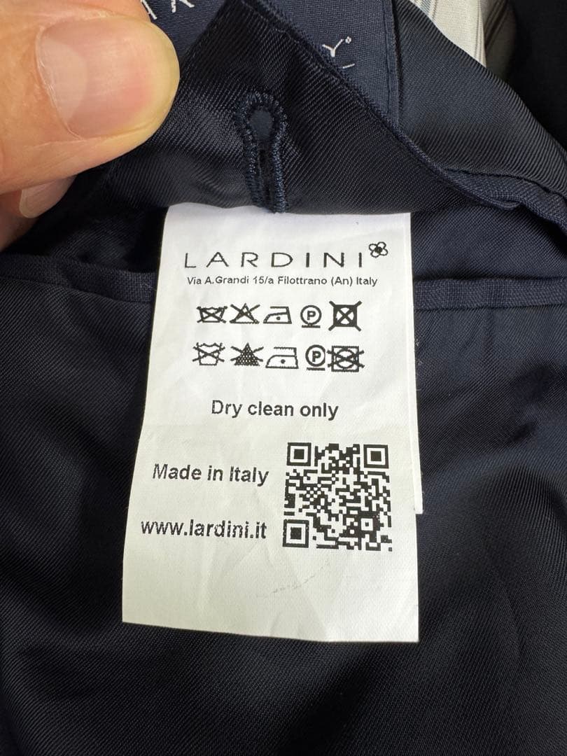 LARDINI サイズ44 ネイビー スーツ