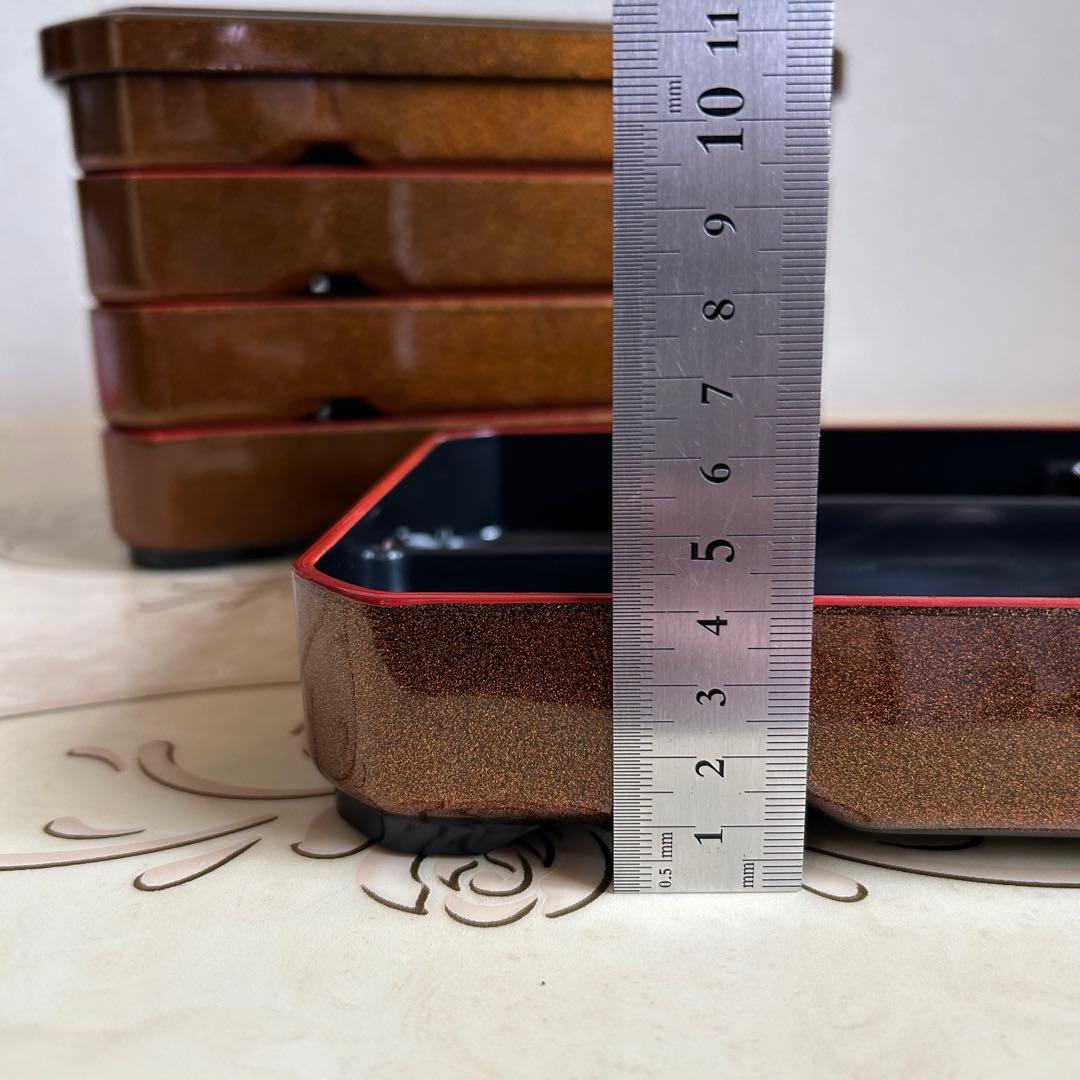 漆器　幕の内弁当箱　弁当箱　松花堂弁当　蓋付き仕切り付き皿　長角鉢　金彩