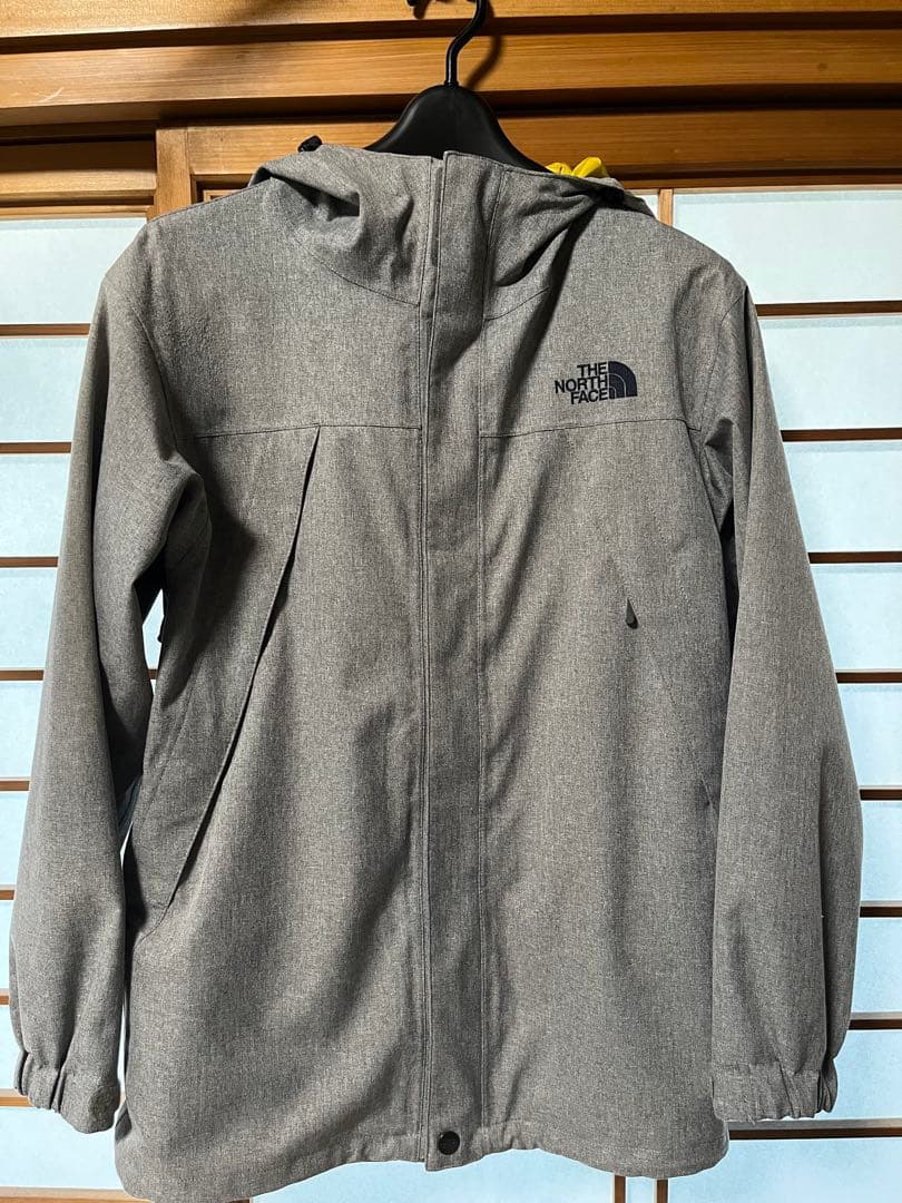 THE NORTH FACE ザノースフェイス　スキーウェア　スノーボードウェア