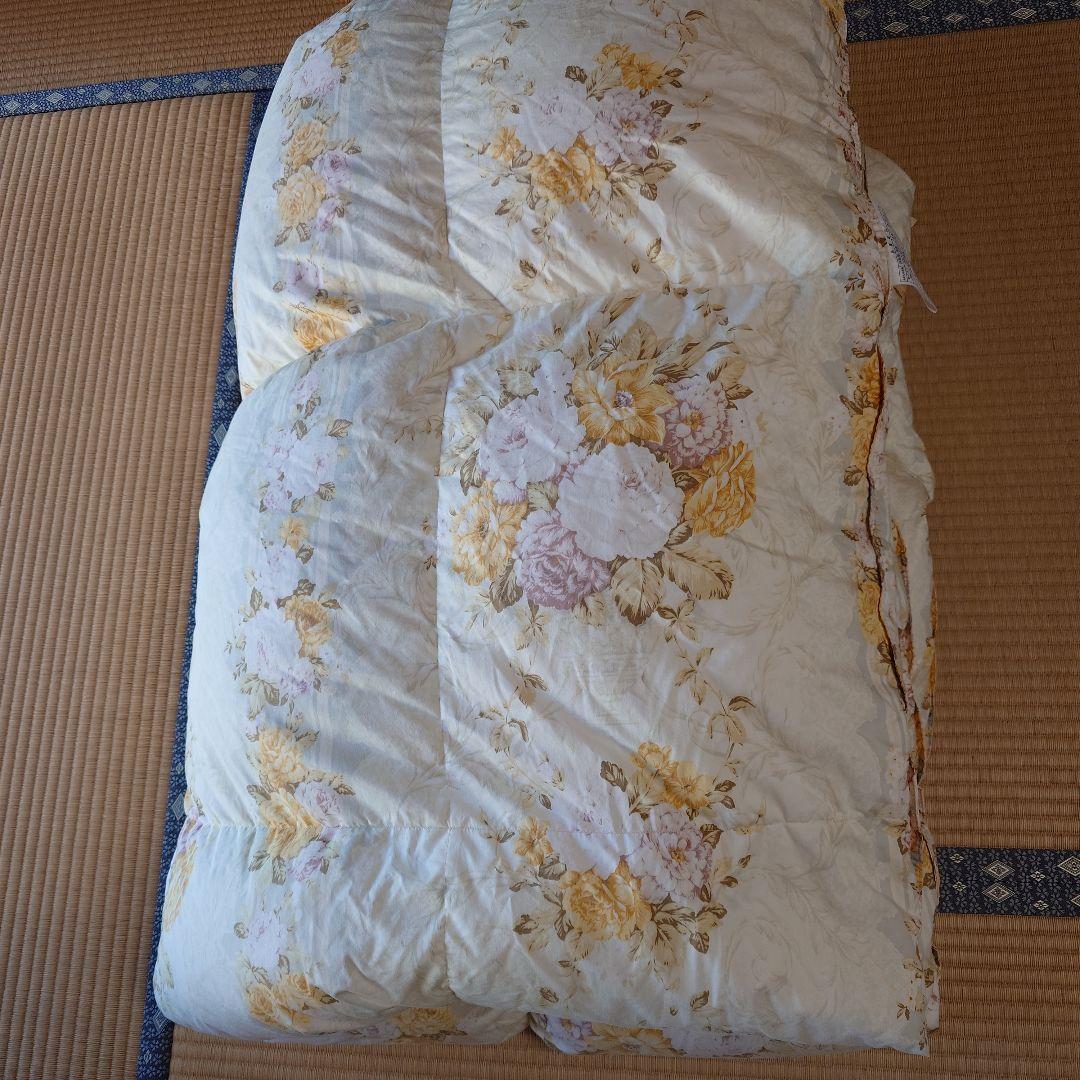 ダウン掛け布団 150cm x 210cm
