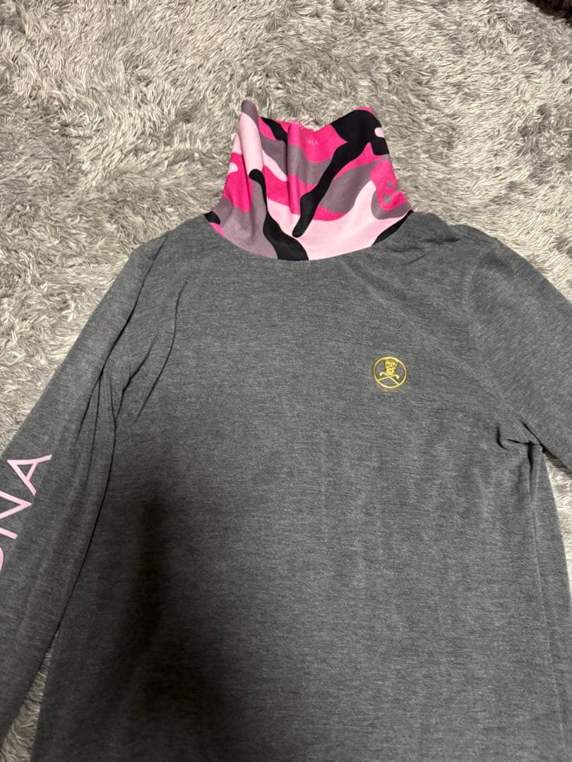 やす君 美品　MARK & LONA モックネック