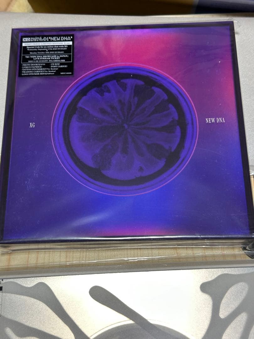 新品　未開封　XG アルバム NEW DNA【X ver.】【G ver.】
