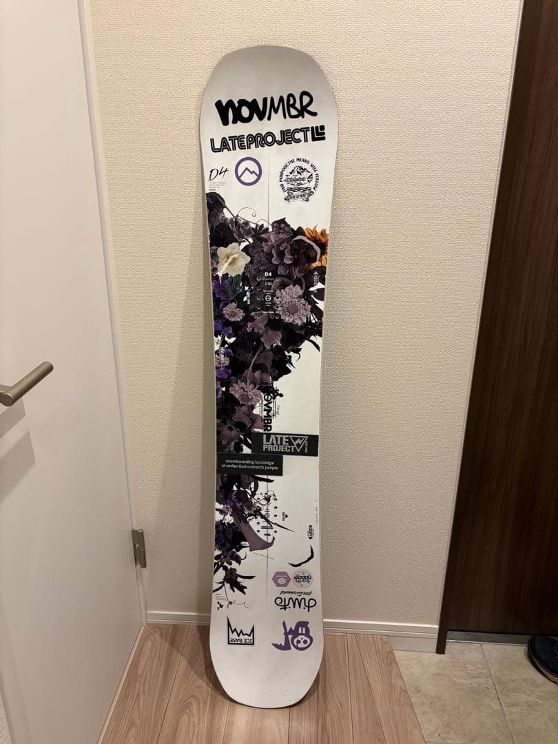 NOVEMBER ノベンバー D4 22-23モデル 146cm