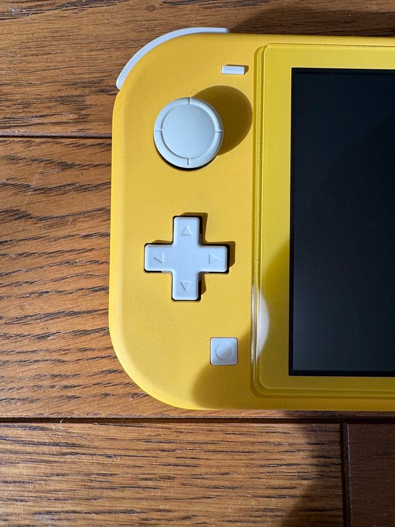 【通電〇】 Switch Lite イエロー ジャンク品