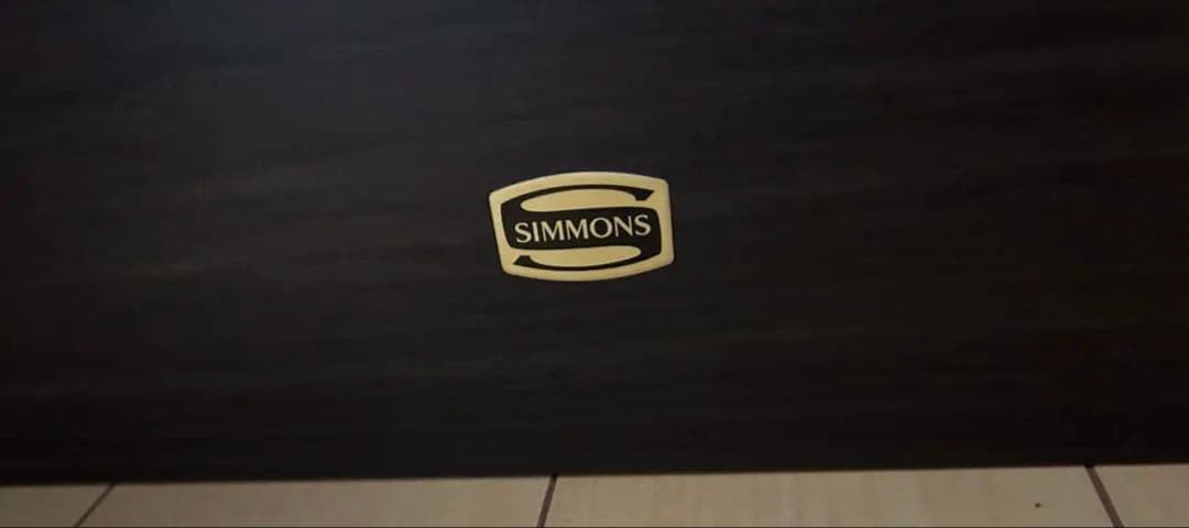 【最終掲載3/20まで！！】ベッドフレーム(シモンズ)