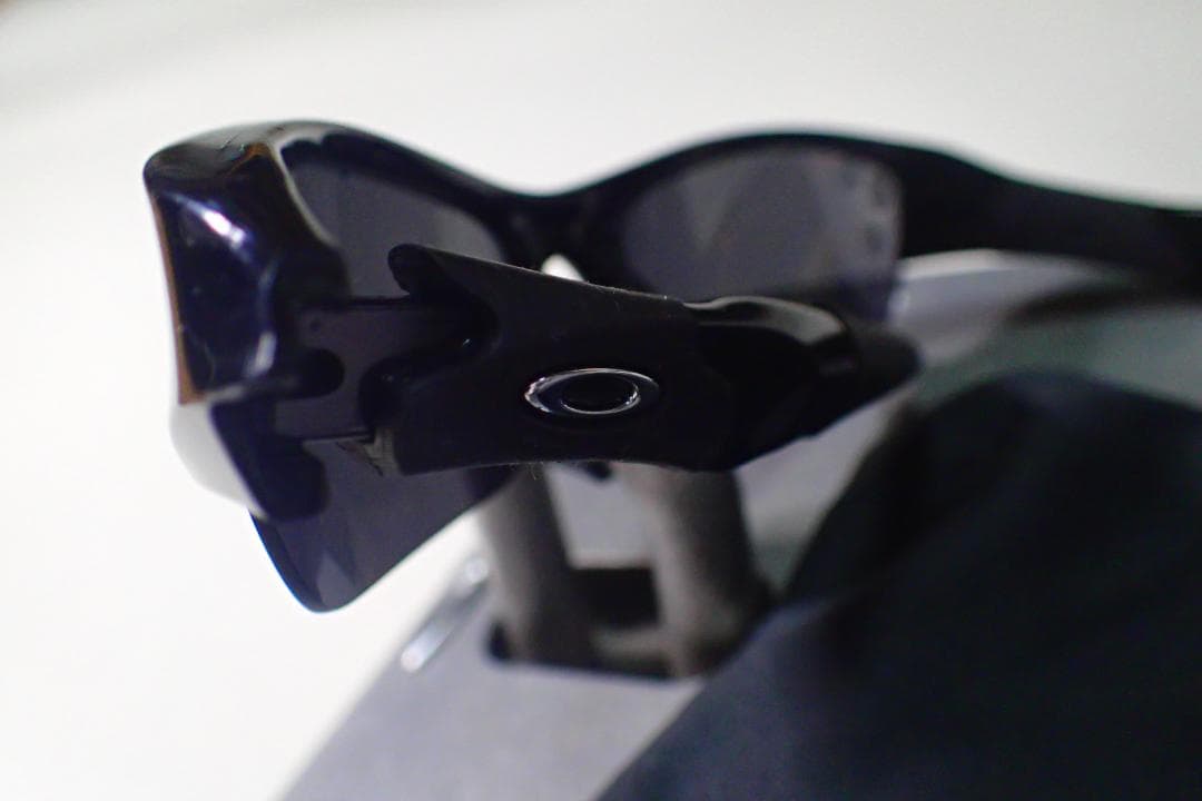 美品 オールブラック フラックジャケット 新品 偏光レンズ オークリー