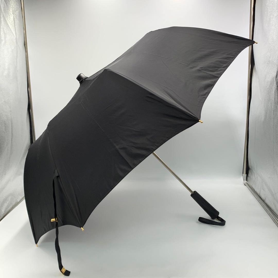 ［極美品］シャネル　折り畳み傘　キャビアスキン　チェーンショルダーケース