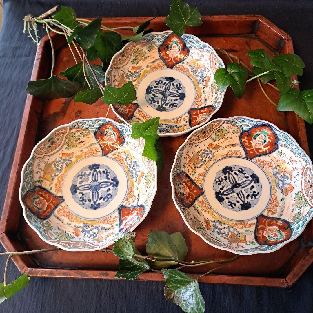 「金彩うさぎに 青海波(せいがいは)」古伊万里皿(直径15cm )3客セット 骨