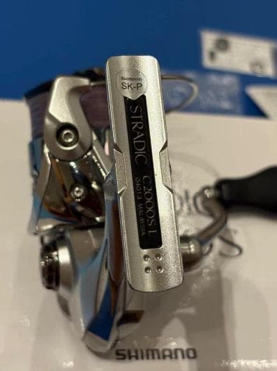 SHIMANO 19 STRADIC C2000S スピニングリール e115