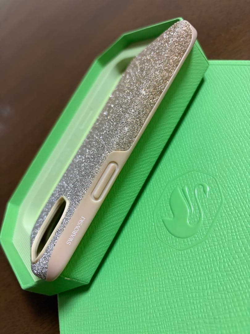 SWAROVSKI iPhone15ケース グラデーション