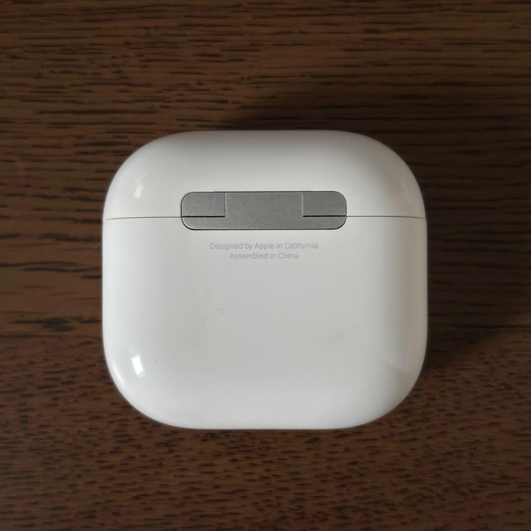 AirPods 4 ノイズキャンセリングなし