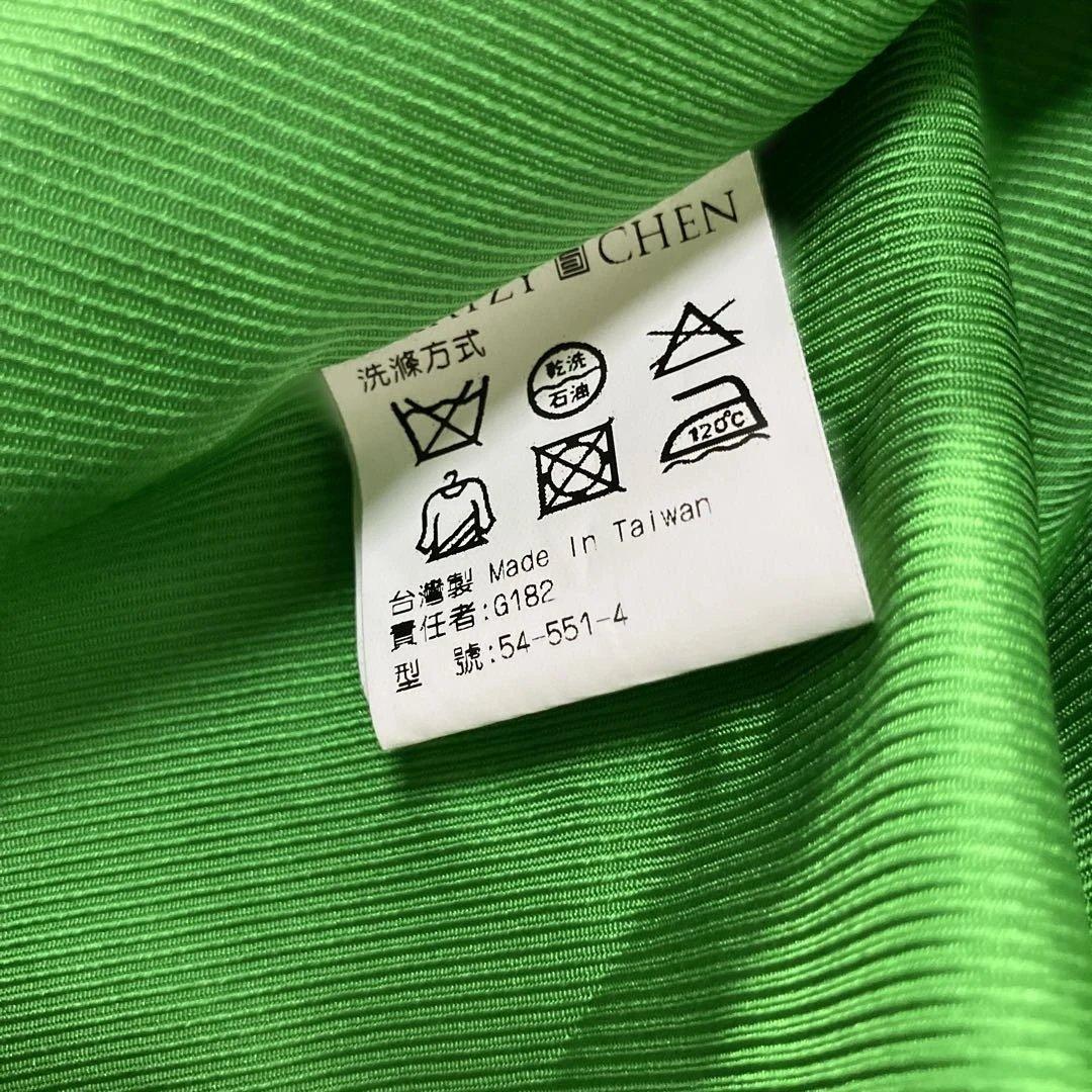 シャッツィ・チェン／刺繍　ベスト　ジレ シルク混