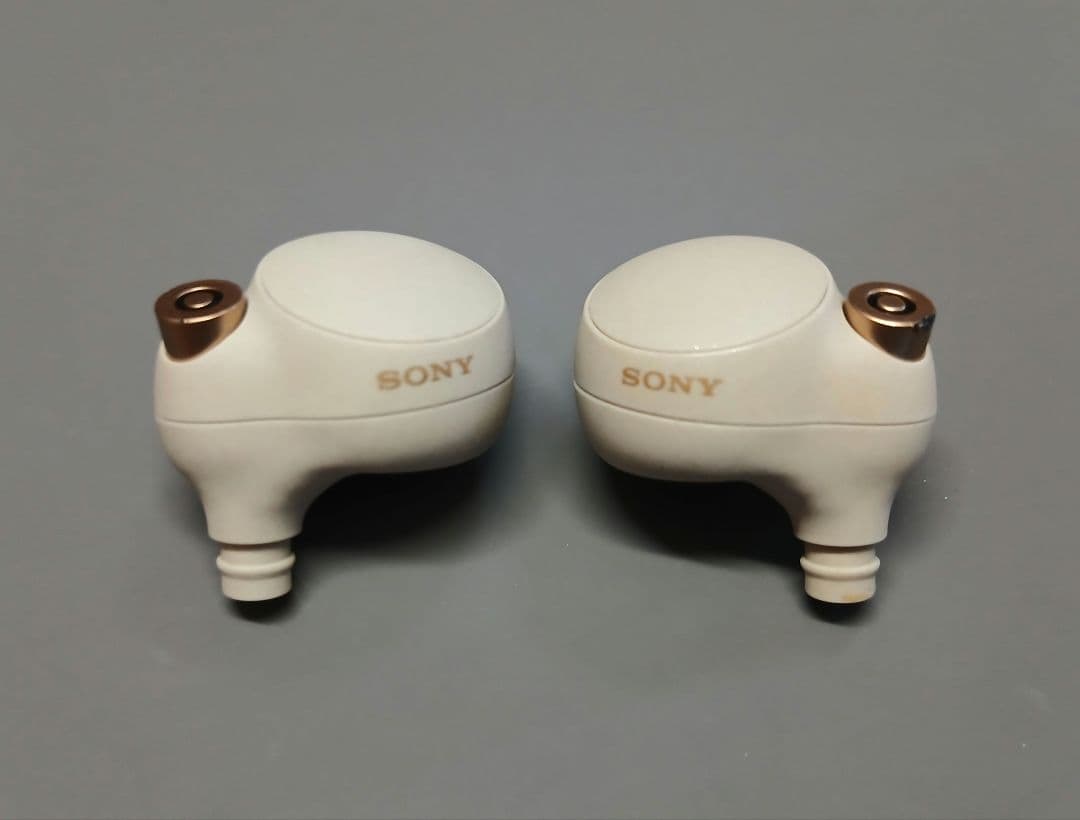 SONY　WF-1000XM4　ワイヤレス　ノイズキャンセリング　イヤホン　⑤
