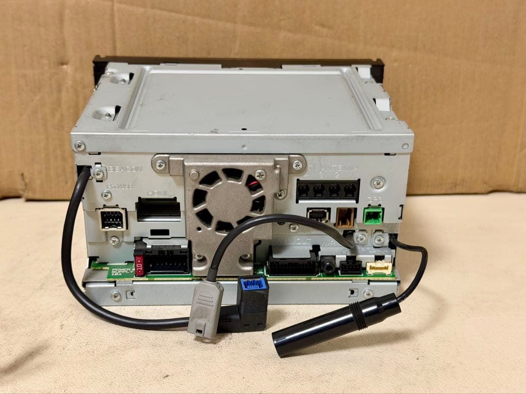 カロッツェリアサイバーナビAVIC-ZH0999L美品 8インチ ))