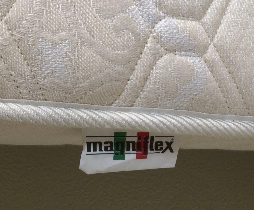 【引取り限定】マニフレックス モデル246 シングルマットレス おまけ付き