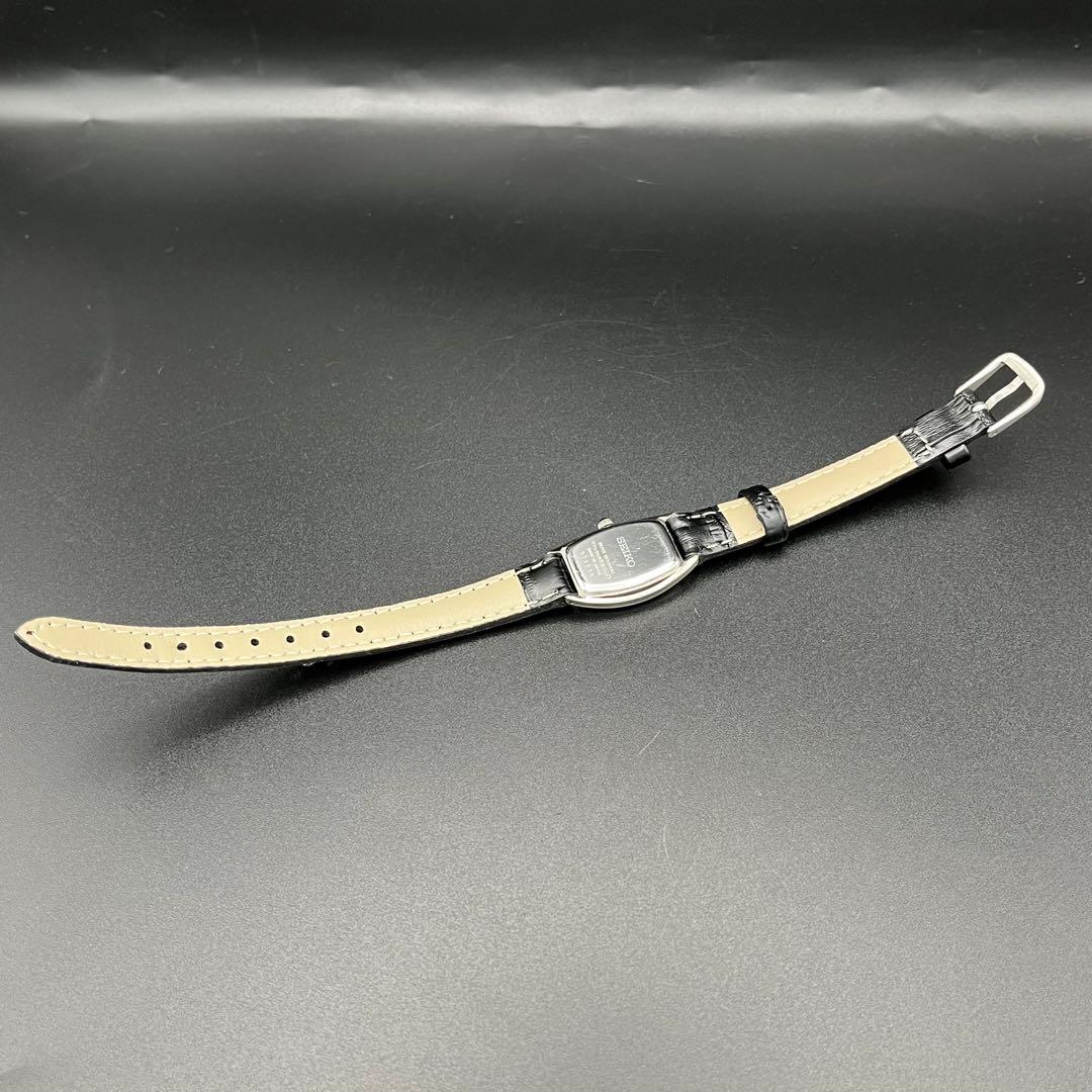 稼動　腕時計　SEIKO セイコー　エクセリーヌ　新品ベルト　新品電池　J83