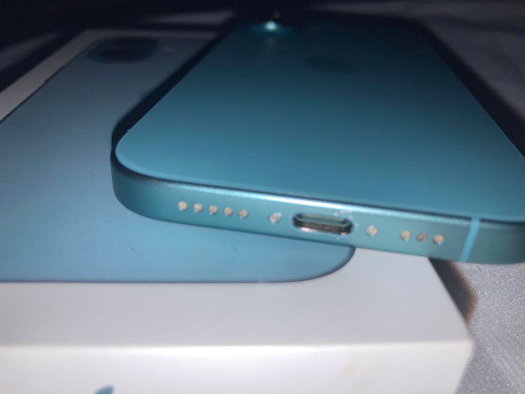 s*i様 Apple iPhone16 本体