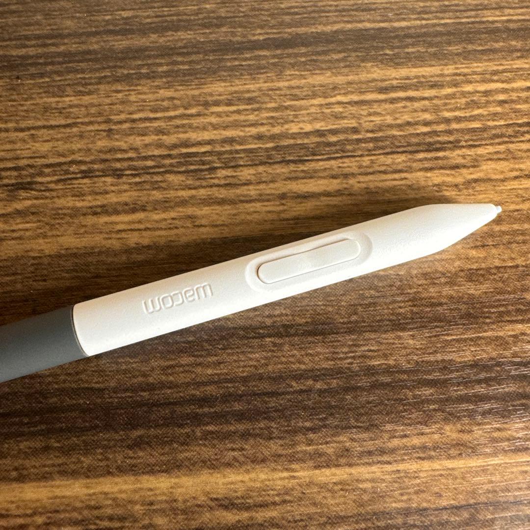 は*ち様 Wacom One ペンタブ small 使用少 レシート有 箱付