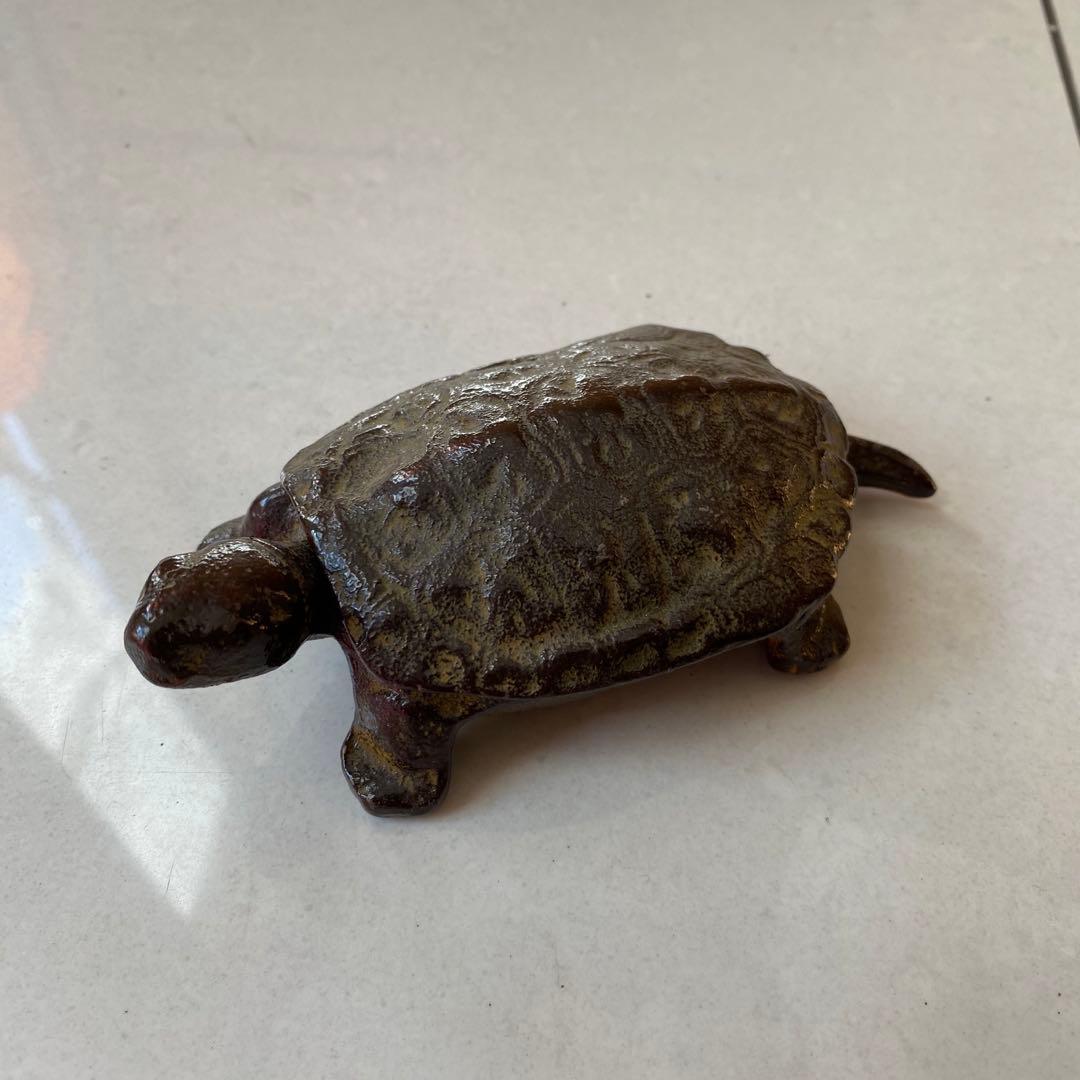 亀　置物　小物入れ　朱肉ケース　時代物　骨董　お香入れ　ヴィンテージ　ブロンズ