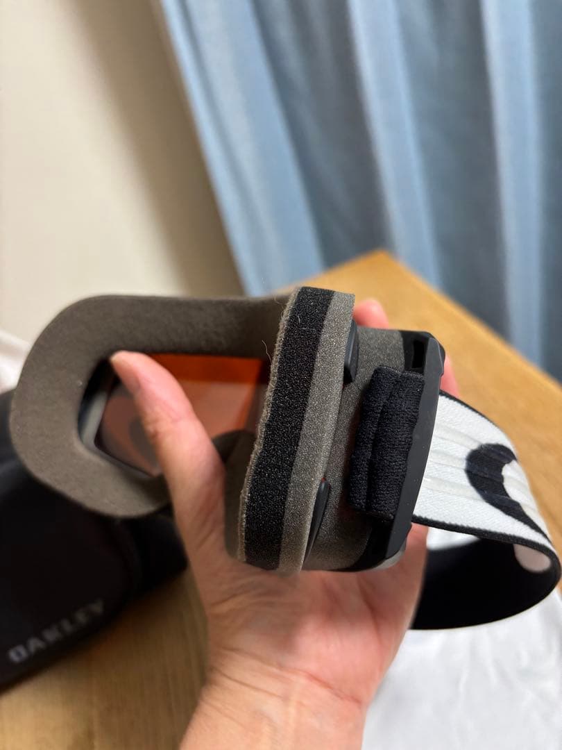 OAKLEY オークリー　スノーゴーグル