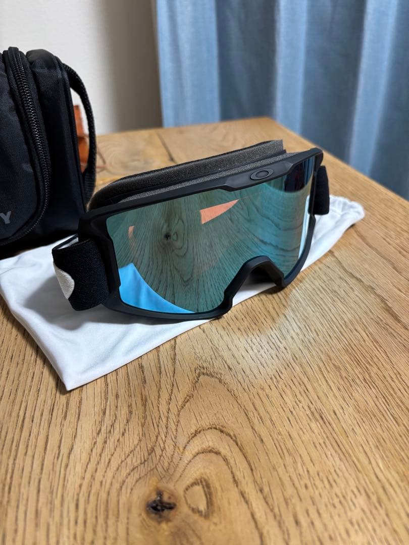 OAKLEY オークリー　スノーゴーグル