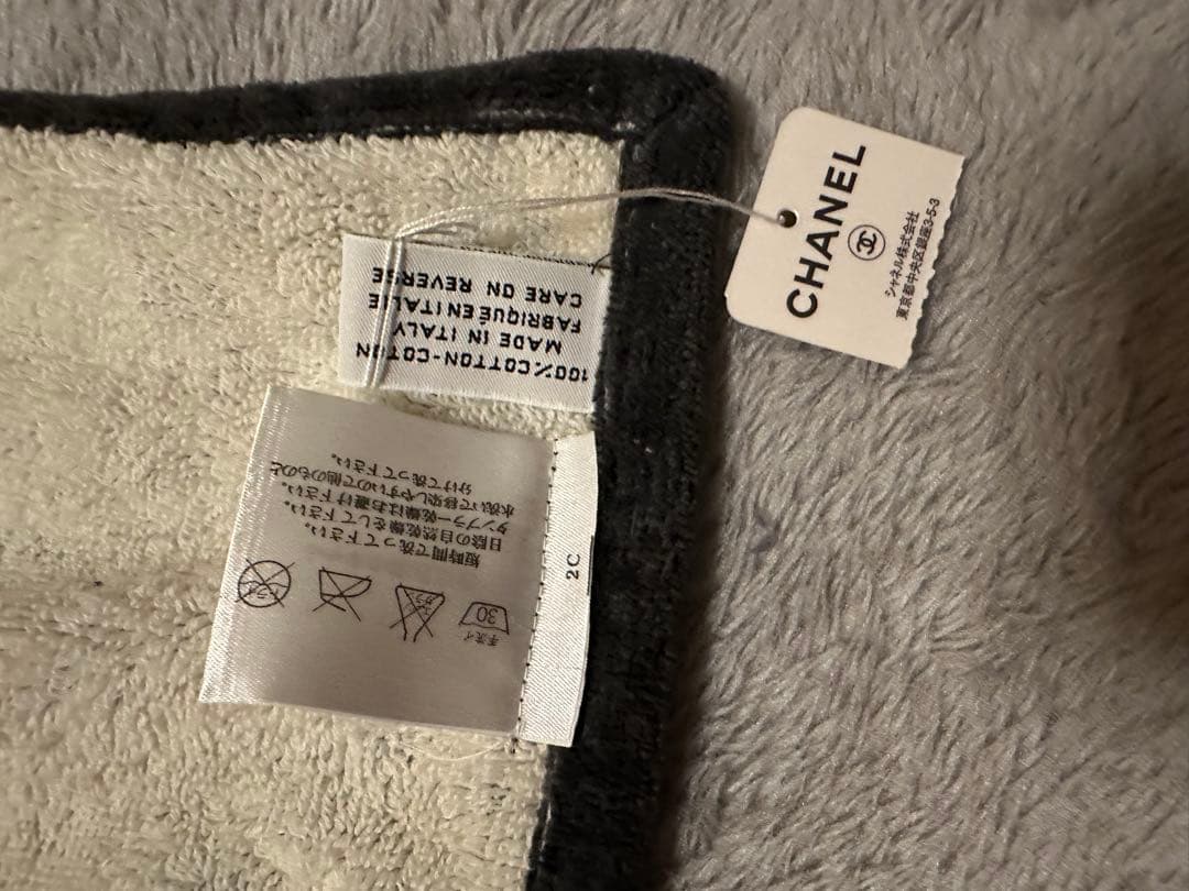 Hiro様 CHANEL モノクロ タオルケット フェイス デザイン