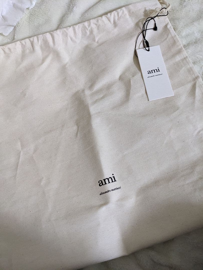 アミパリス ハート刺繍 マフラー グレー