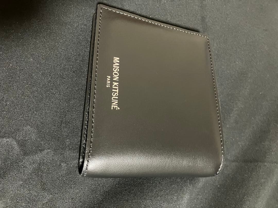 Maison Kitsuné 二つ折り財布