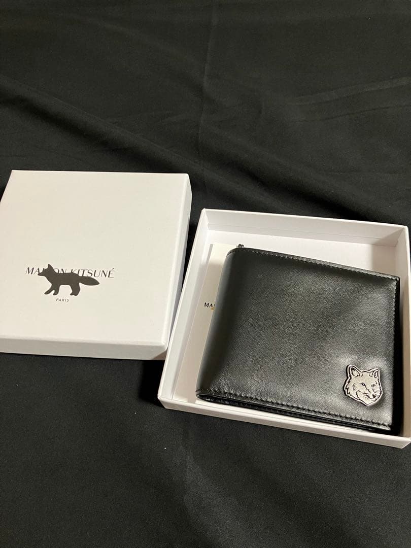 Maison Kitsuné 二つ折り財布