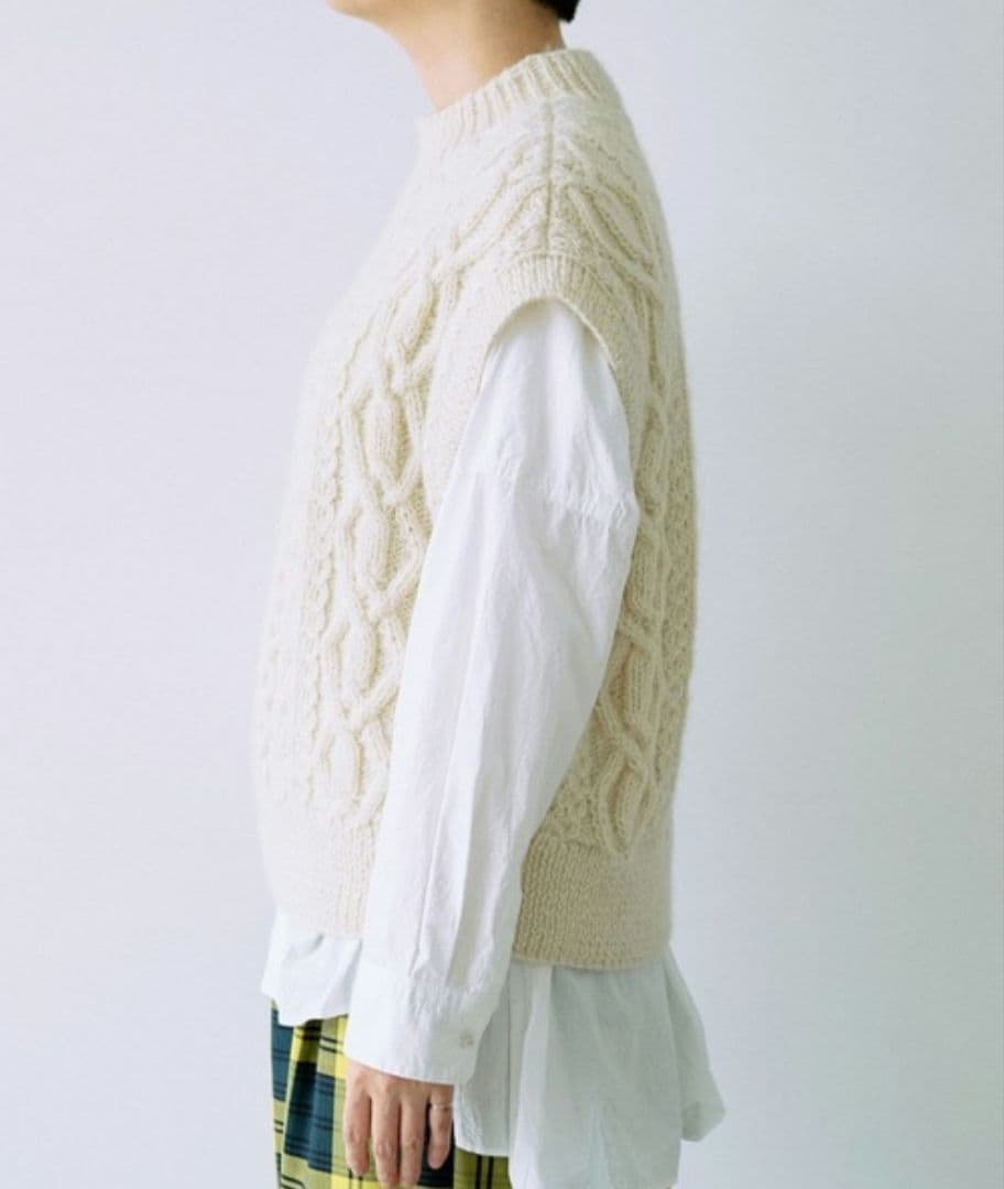 yuni ハンドニットベスト