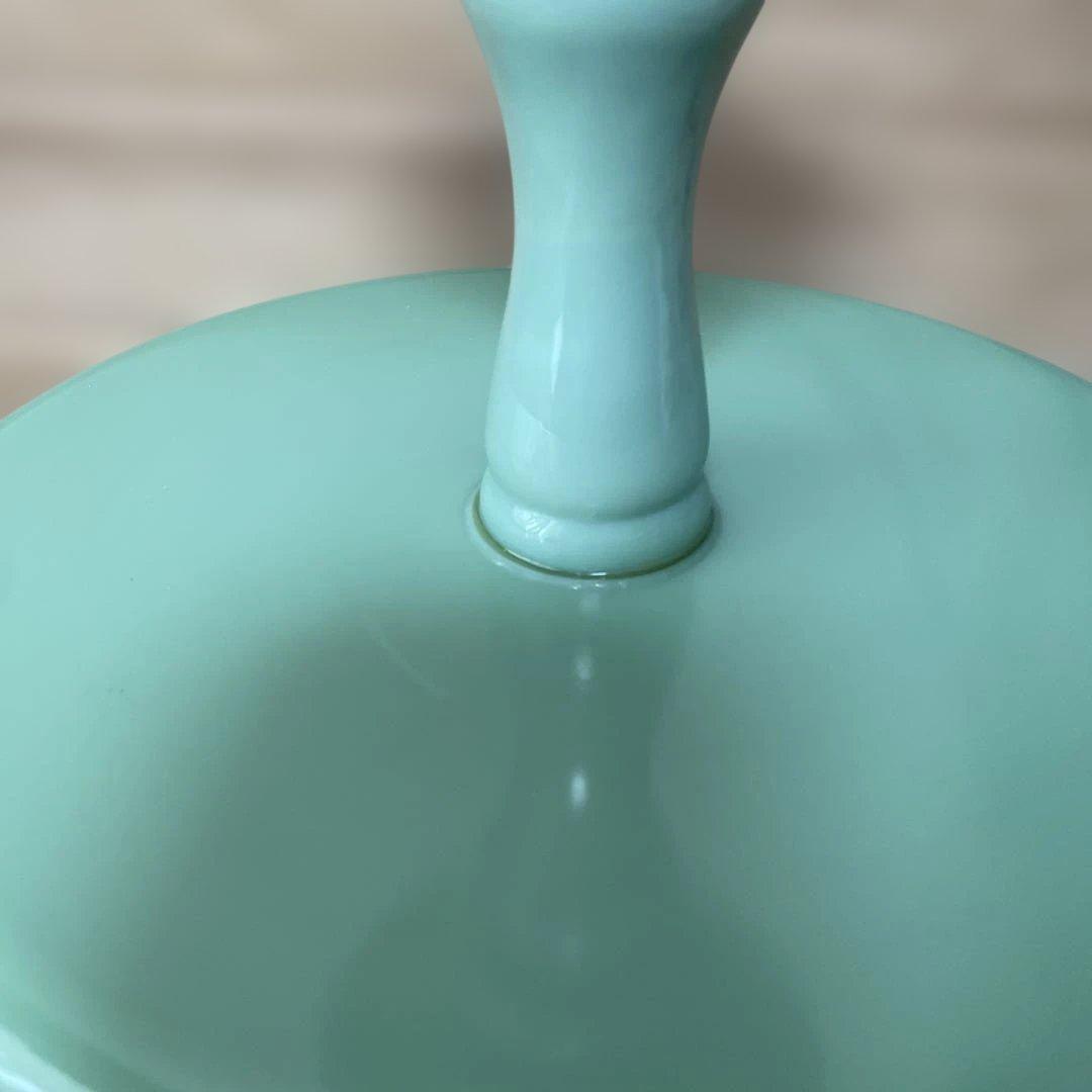 ジェダイ　蓋付きケーキスタンド