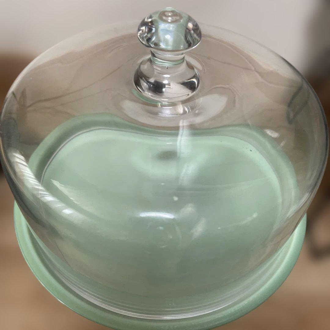 ジェダイ　蓋付きケーキスタンド