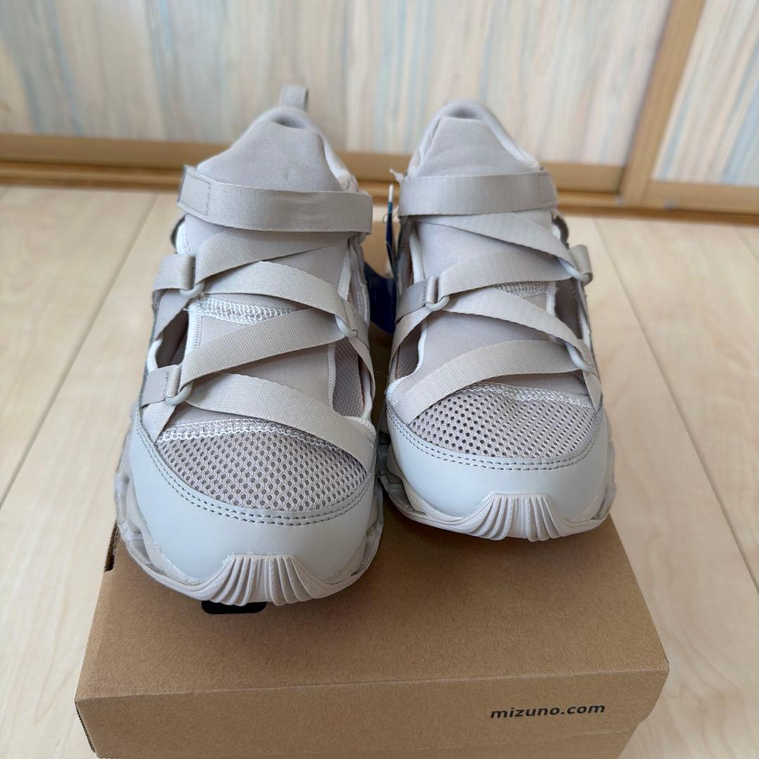 Mizuno グレー スニーカー クロスストラップ