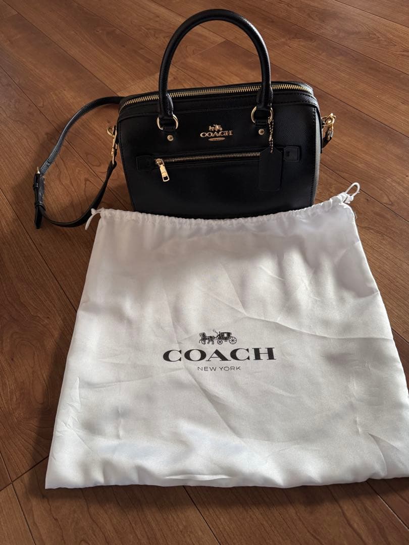 COACH ブラック ボストンショルダーバッグ